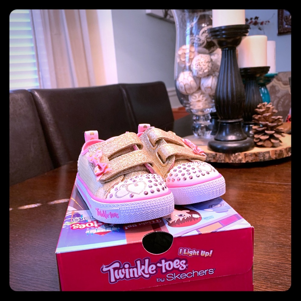 Sketchers. Twinkle Toes, Toddler size 7